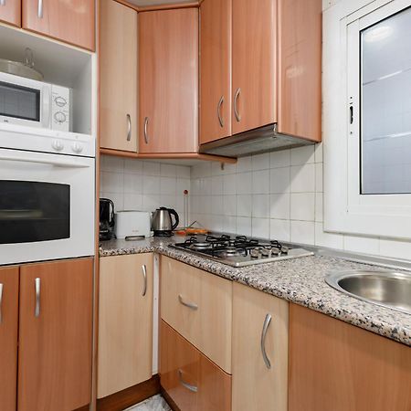 Besos - Bright Apartment Close To Congress & Port Сан-Адріа-де-Бесос Екстер'єр фото
